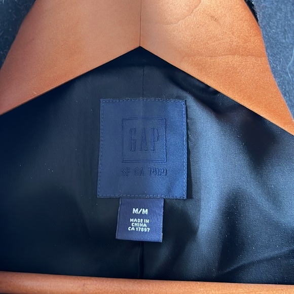 Military black wool dress coat by The Gap. Excellent condition fully lined. - Picture 10 of 11